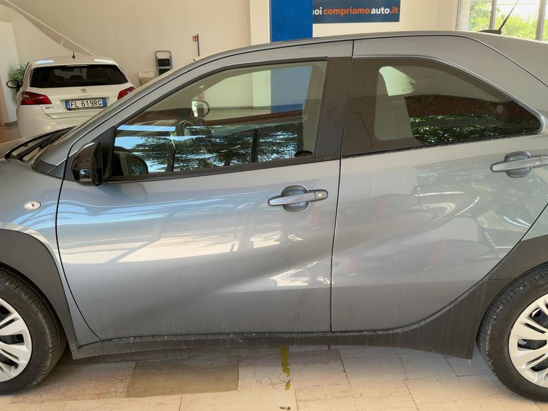 Toyota Aygo X 1.0 Active 2025 – снимка 4