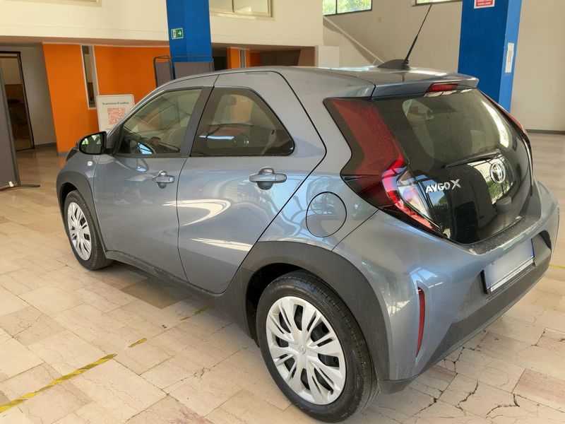 Toyota Aygo X 1.0 Active 2025 – снимка 6