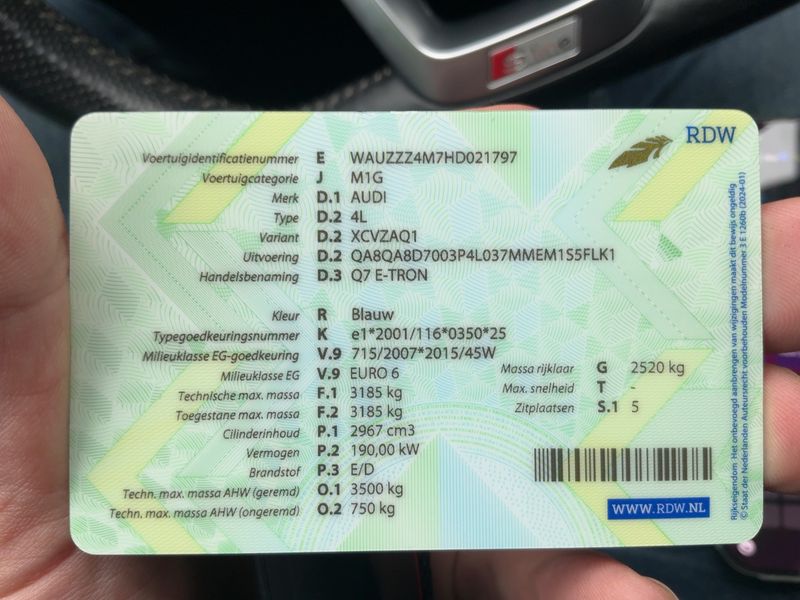 Audi Q7 3.0 TDI e-tron quattro 2016 – снимка 20
