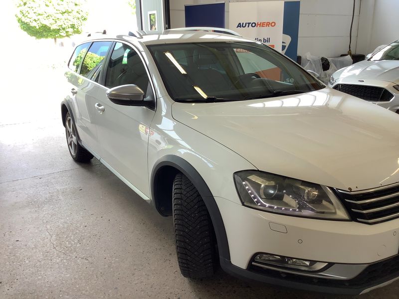 Volkswagen Passat 2.0 TDI 4Motion BlueMotion Tech 2013 – снимка 12