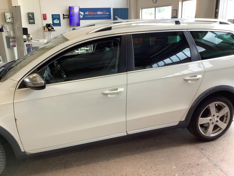 Volkswagen Passat 2.0 TDI 4Motion BlueMotion Tech 2013 – снимка 4
