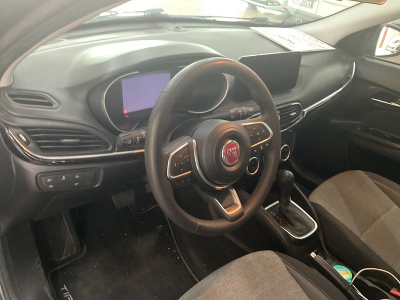 Fiat Tipo 1.5 Mild-Hybrid Cross 2022 – снимка 21