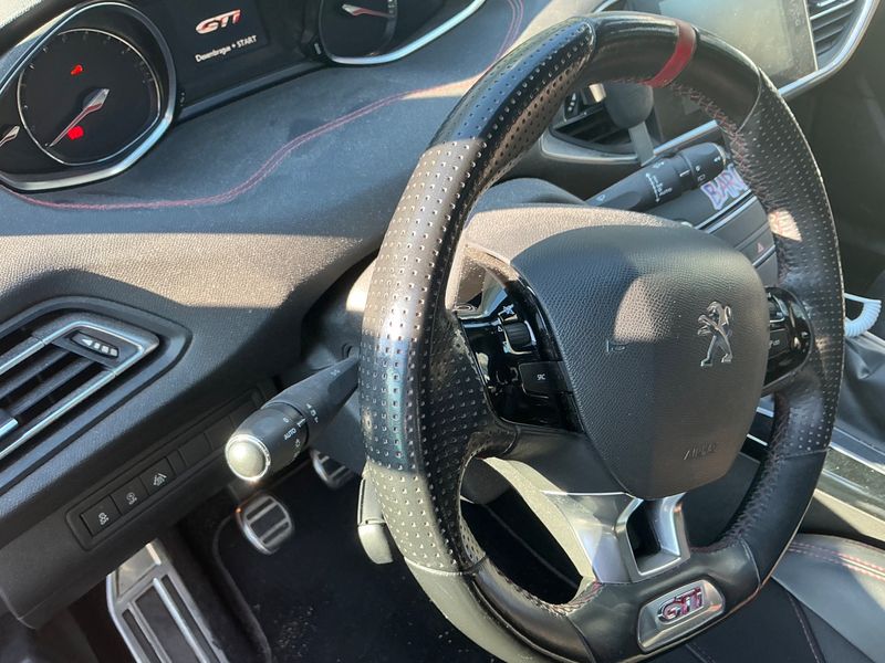 Peugeot 308 1.6 THP GTi 2017 – снимка 32