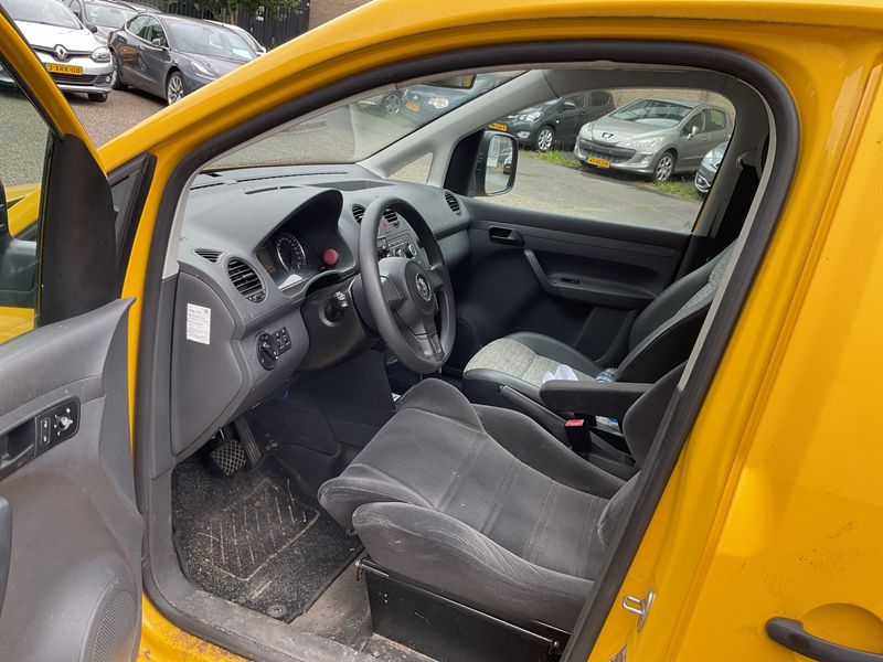 Volkswagen Caddy 1.6 TDI Kasten 2011 – снимка 3