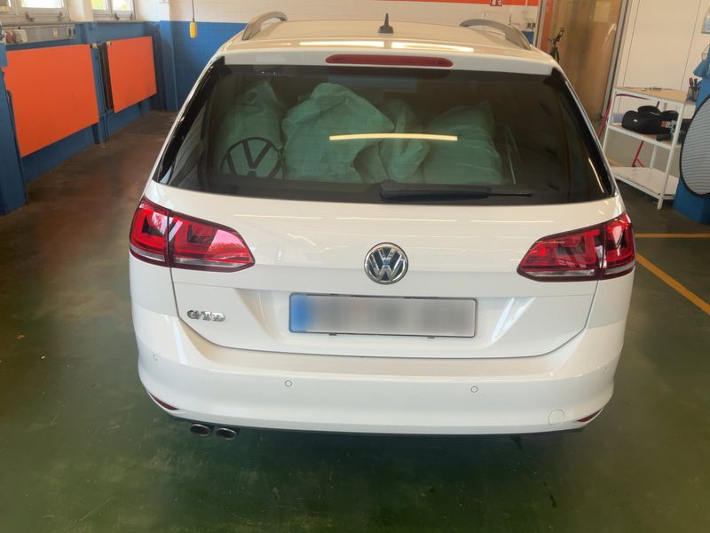 Volkswagen Golf VII 2.0 TDI GTD BlueMotion Tech 2016 – снимка 7