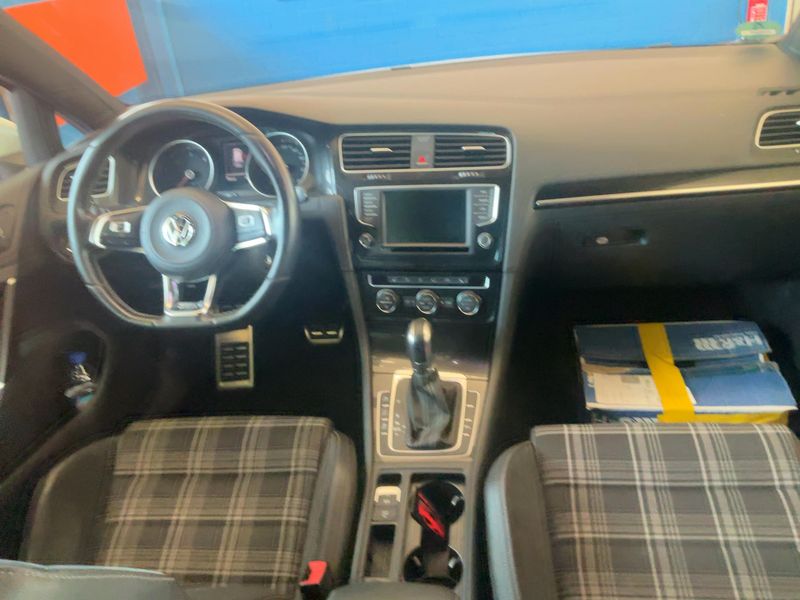 Volkswagen Golf VII 2.0 TDI GTD BlueMotion Tech 2016 – снимка 18