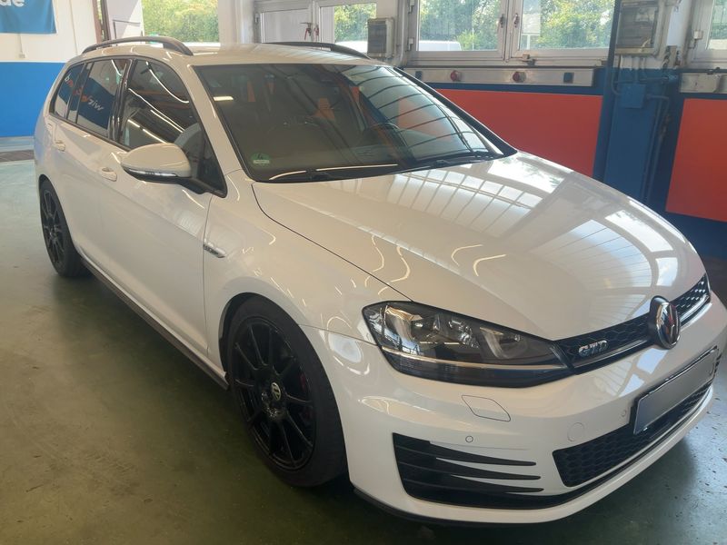 Volkswagen Golf VII 2.0 TDI GTD BlueMotion Tech 2016 – снимка 12