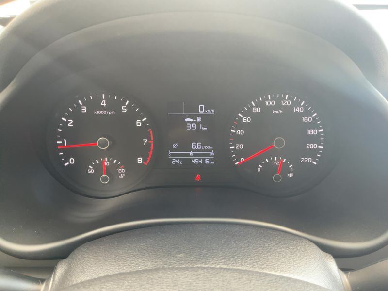 Kia Stonic 1.0 TGDI Spirit 2020 – снимка 18