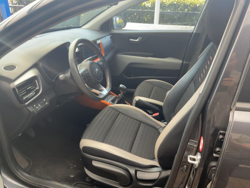 Kia Stonic 1.0 TGDI Spirit 2020 – снимка 16