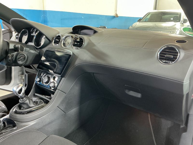 Peugeot RCZ 1.6 THP Basis 2015 – снимка 33