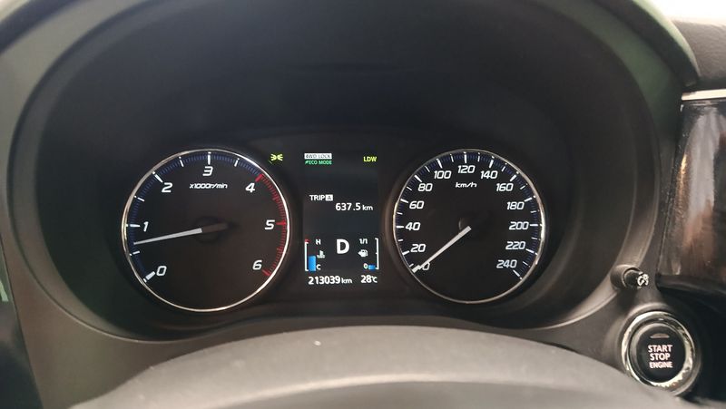 Mitsubishi Outlander 2.2 DI-D Instyle ClearTec 4WD 2015 – снимка 19