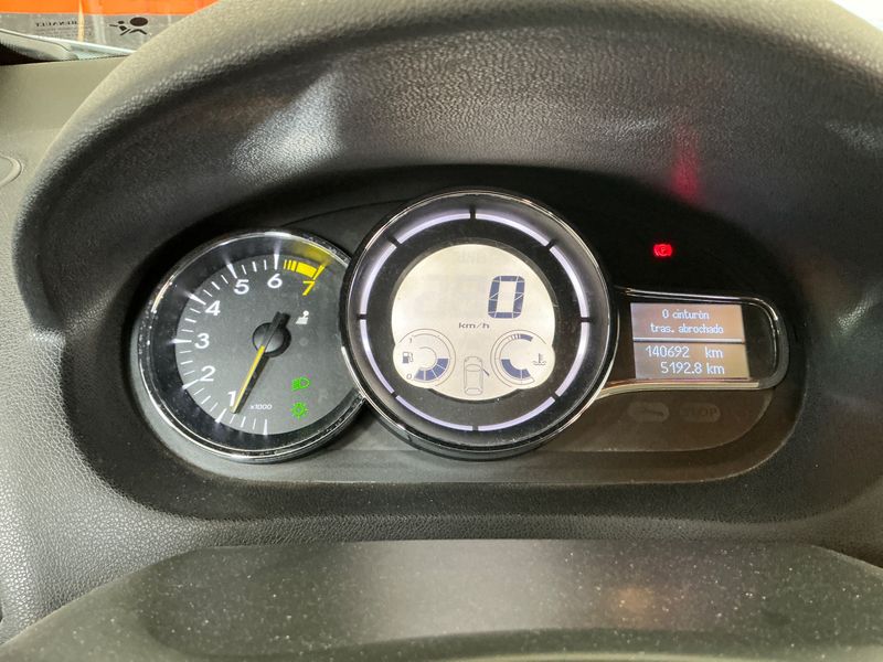 Renault Megane 1.2 Expression 2012 – снимка 4