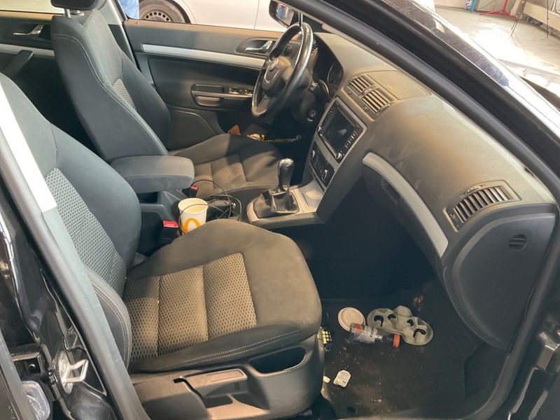 Skoda Octavia 1.2 TSI Ambiente 2010 – снимка 3