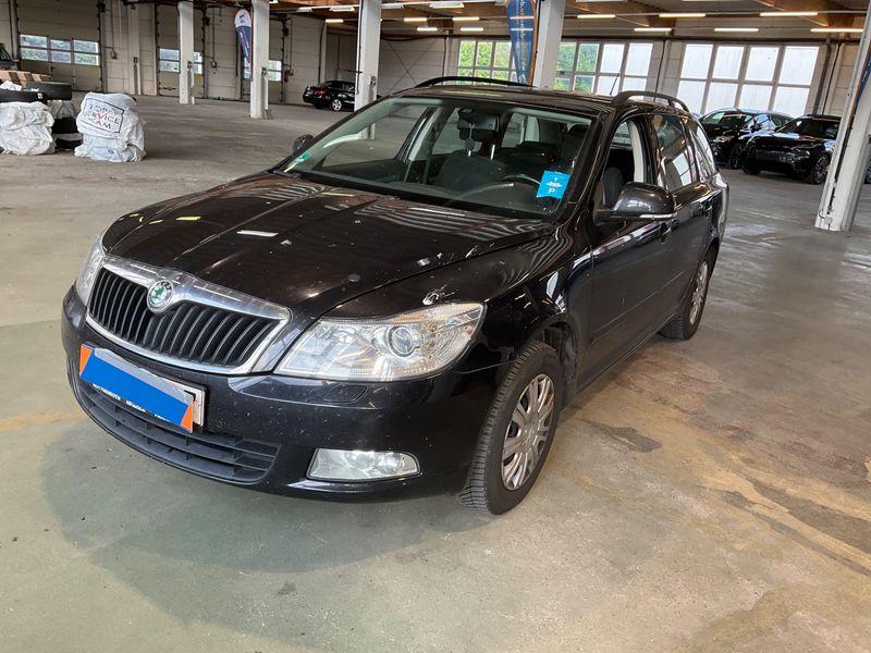 Skoda Octavia 1.2 TSI Ambiente 2010 – снимка 1