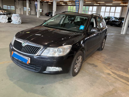 Skoda Octavia 1.2 TSI Ambiente 2010 – снимка 1