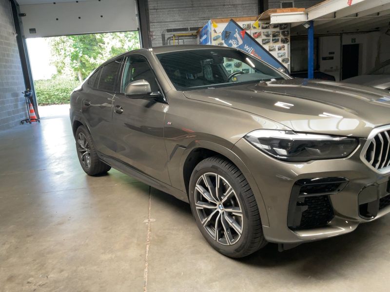 BMW X6 xDrive 40i Mild-Hybrid M Sport 2022 – снимка 12