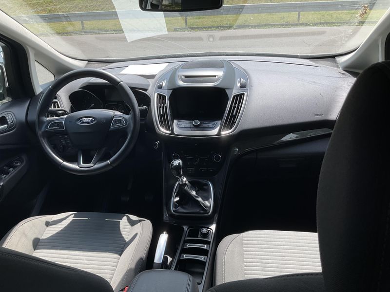 Ford C-Max 1.5 EcoBoost Titanium 2018 – снимка 17