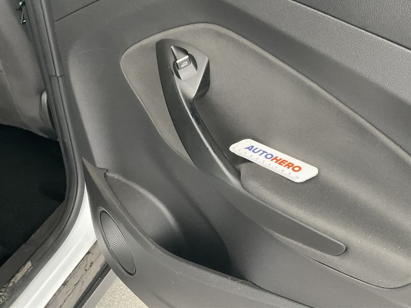 Ford C-Max 1.5 EcoBoost Titanium 2018 – снимка 23