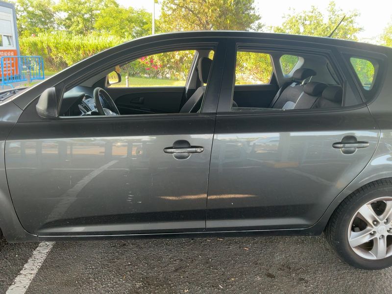 Kia cee'd 1.4 Motion 2011 – снимка 4
