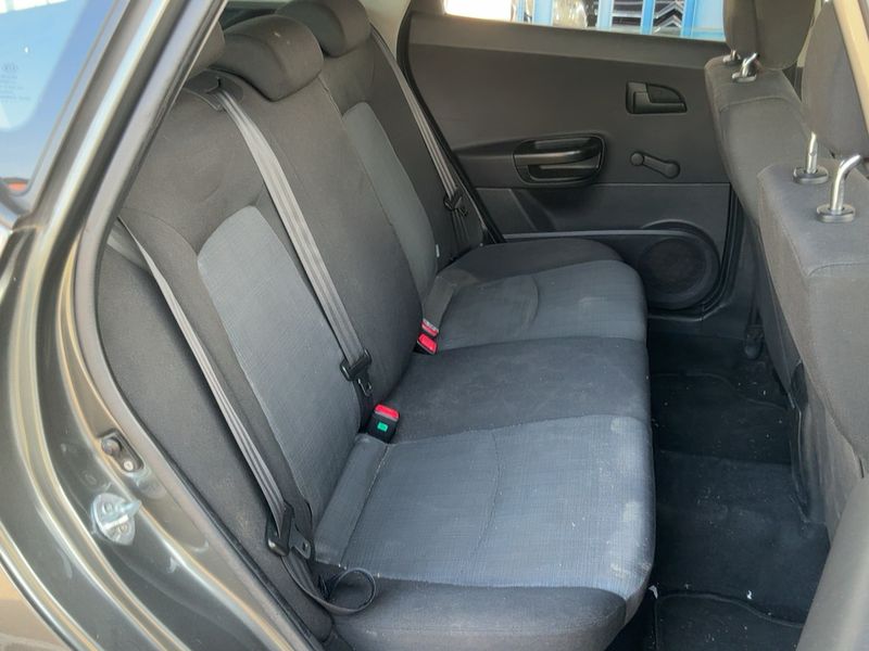 Kia cee'd 1.4 Motion 2011 – снимка 19