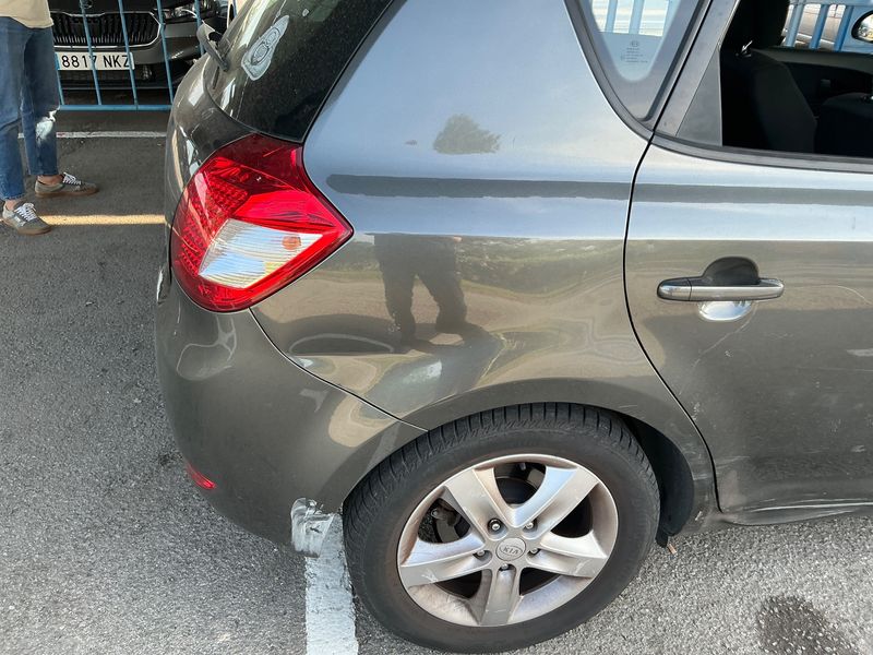 Kia cee'd 1.4 Motion 2011 – снимка 22