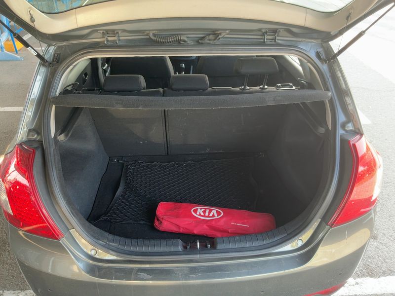 Kia cee'd 1.4 Motion 2011 – снимка 15