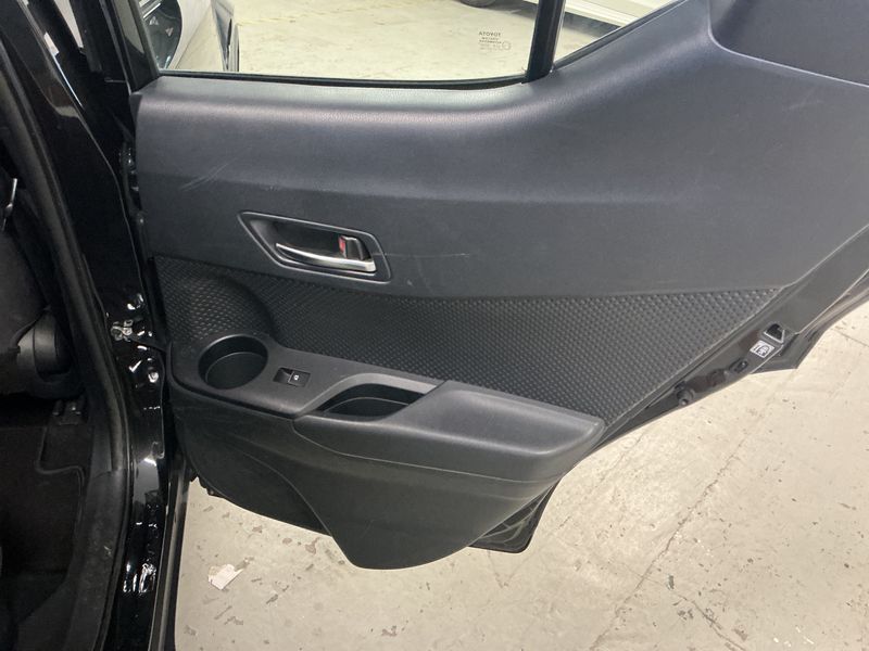 Toyota C-HR 1.8 Hybrid Active 2018 – снимка 26