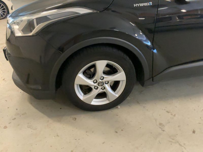Toyota C-HR 1.8 Hybrid Active 2018 – снимка 3