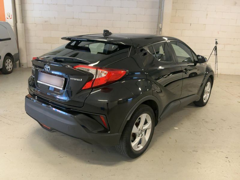 Toyota C-HR 1.8 Hybrid Active 2018 – снимка 8