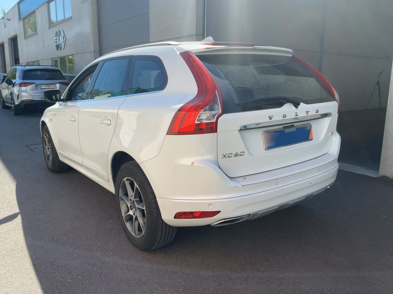 Volvo XC60 2.0 D4 Ocean Race 2WD 2015 – снимка 6