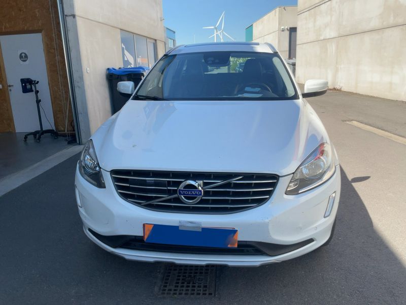 Volvo XC60 2.0 D4 Ocean Race 2WD 2015 – снимка 14