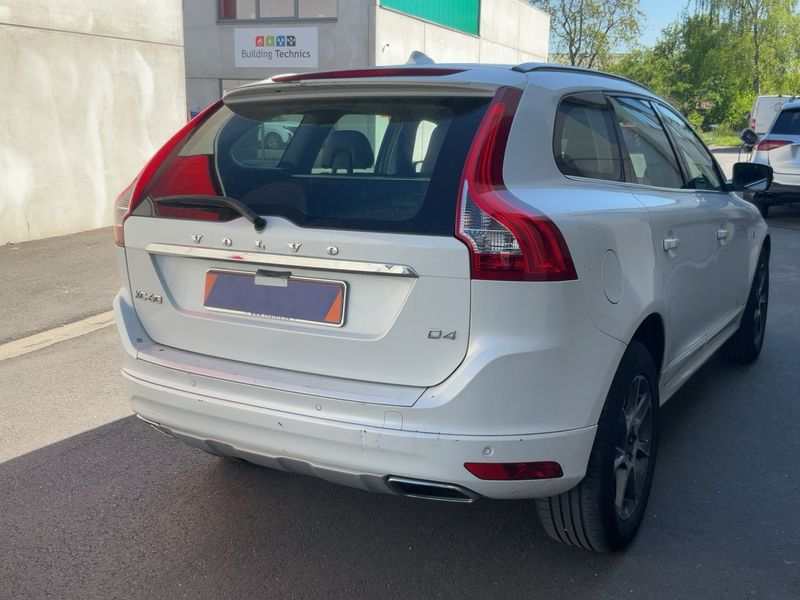 Volvo XC60 2.0 D4 Ocean Race 2WD 2015 – снимка 8