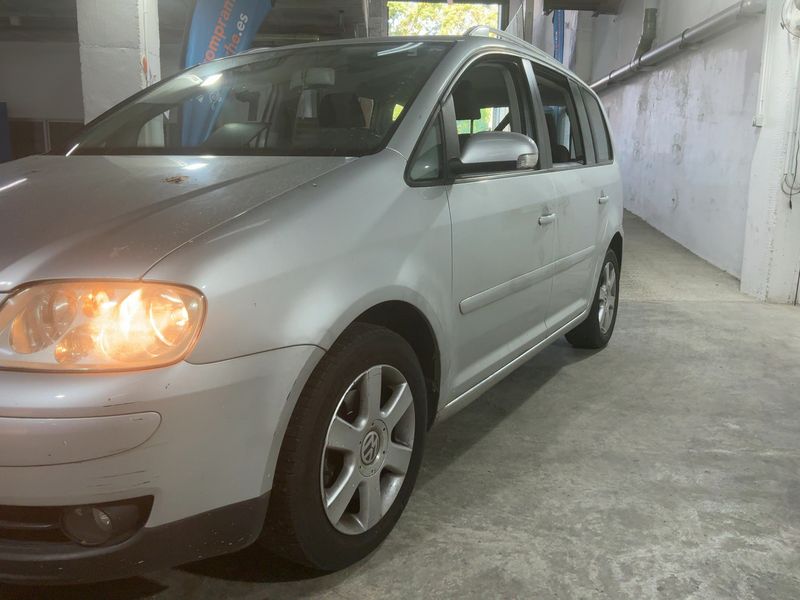 Volkswagen Touran 1.4 TSI Goal 2006 – снимка 2