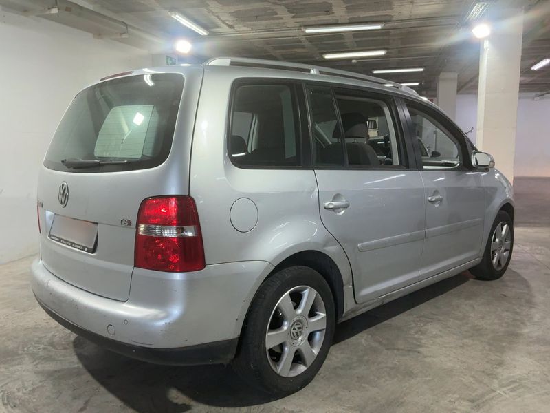 Volkswagen Touran 1.4 TSI Goal 2006 – снимка 8