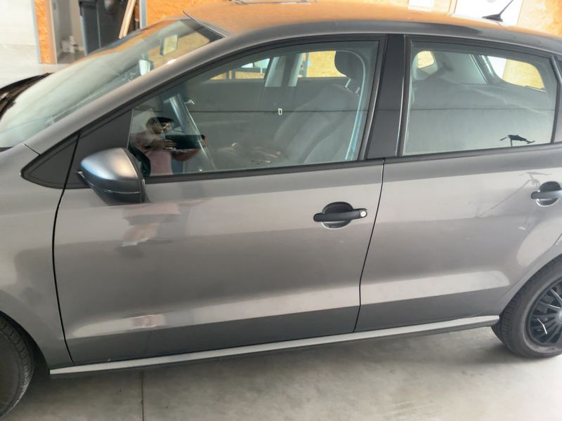 Volkswagen Polo 1.4 TDI Trendline BlueMotion Tech 2016 – снимка 4
