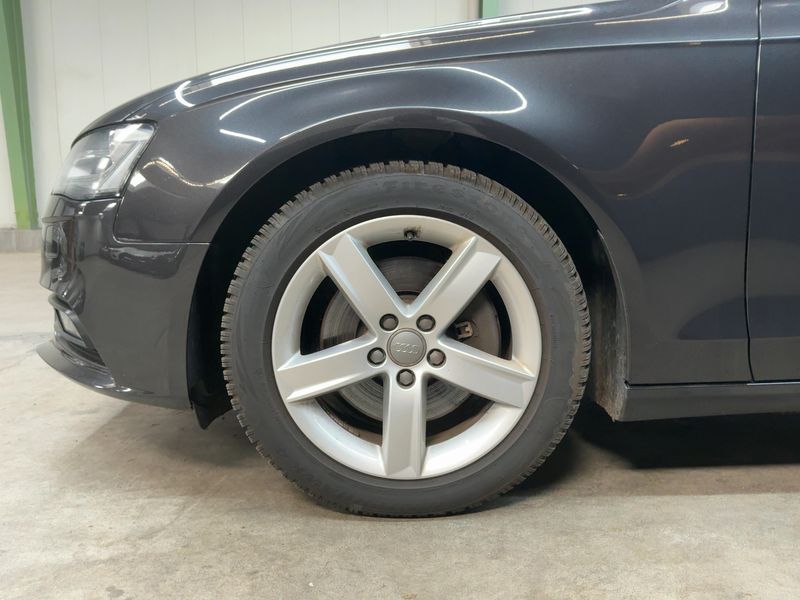 Audi A4 3.0 V6 TDI Ambition 2012 – снимка 3