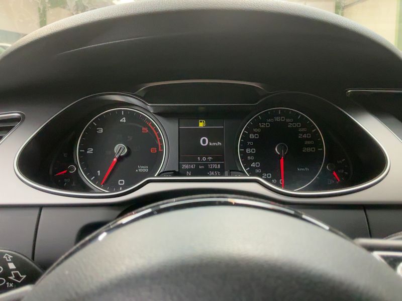 Audi A4 3.0 V6 TDI Ambition 2012 – снимка 19