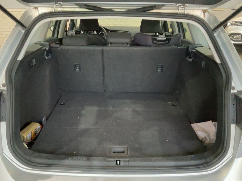 Volkswagen Golf VII 1.2 TSI Trendline BlueMotion Tech 2013 – снимка 15