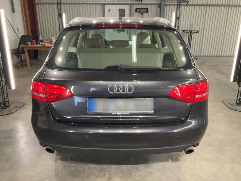 Audi A4 2.0 TFSI quattro Ambiente 2009 – снимка 7