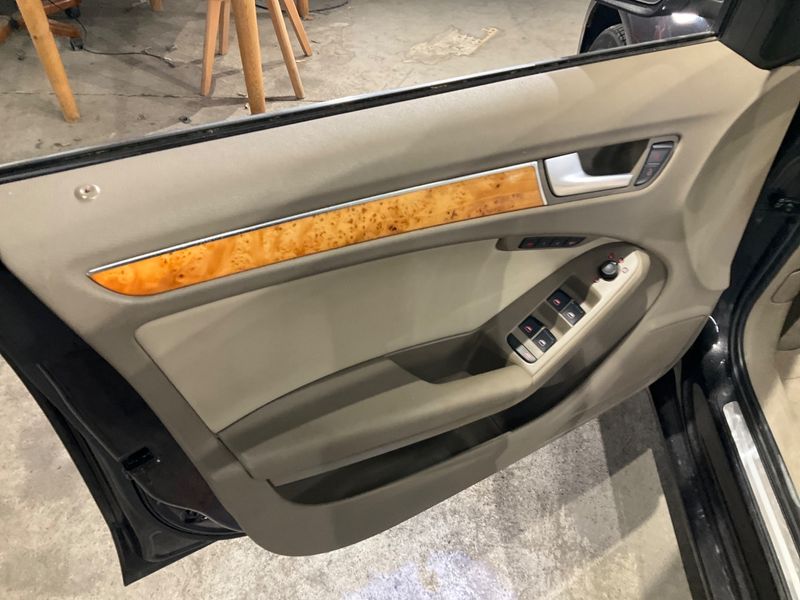 Audi A4 2.0 TFSI quattro Ambiente 2009 – снимка 33