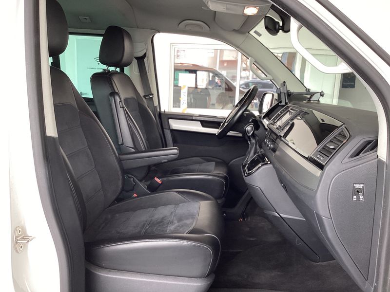 Volkswagen T6 Multivan 2.0 TDI Generation Six 2016 – снимка 16