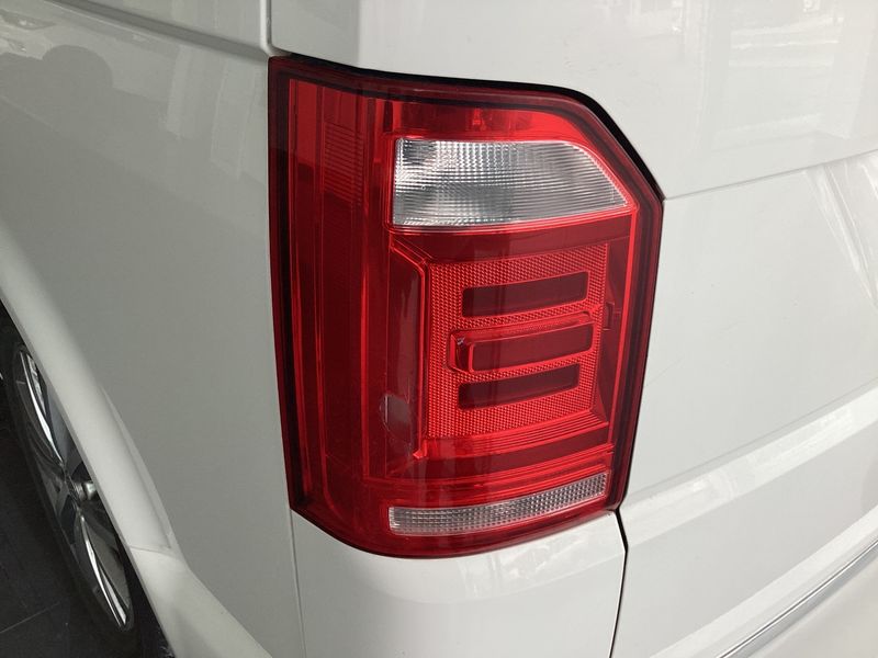 Volkswagen T6 Multivan 2.0 TDI Generation Six 2016 – снимка 23