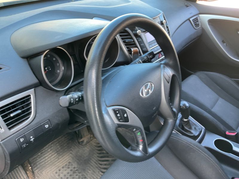 Hyundai i30 1.4 Classic 2013 – снимка 47