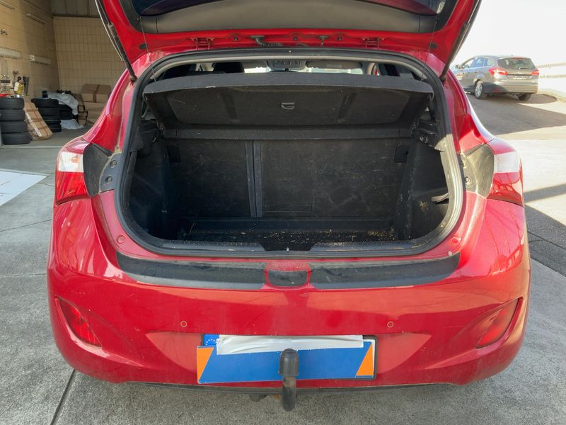 Hyundai i30 1.4 Classic 2013 – снимка 15