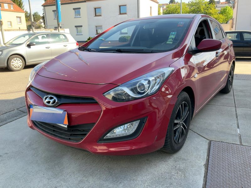 Hyundai i30 1.4 Classic 2013 – снимка 1