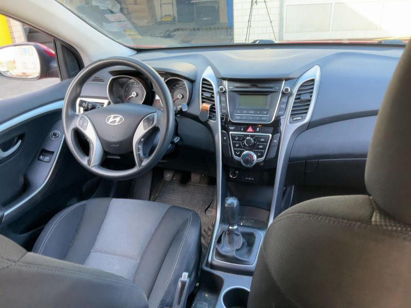 Hyundai i30 1.4 Classic 2013 – снимка 17