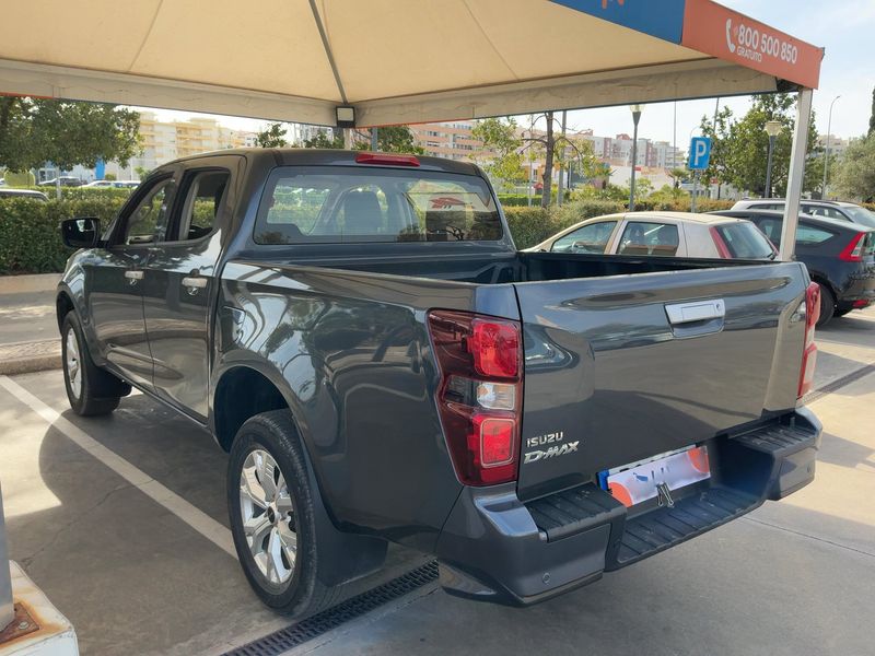 Isuzu D-MAX 1.9 Turbodiesel Double Cab 4WD L 2024 – снимка 6