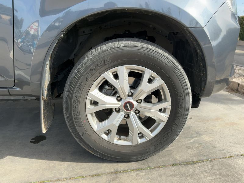 Isuzu D-MAX 1.9 Turbodiesel Double Cab 4WD L 2024 – снимка 11