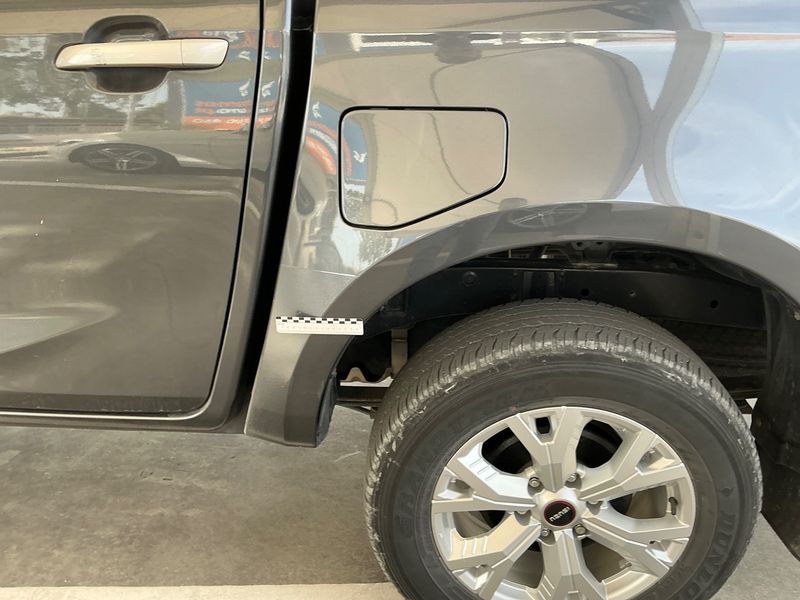 Isuzu D-MAX 1.9 Turbodiesel Double Cab 4WD L 2024 – снимка 24