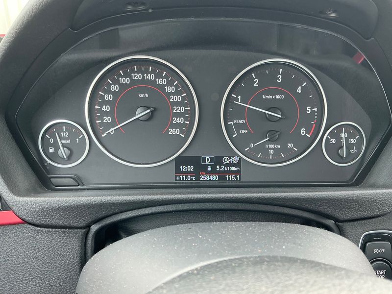 BMW 3er 318d 2015 – снимка 19